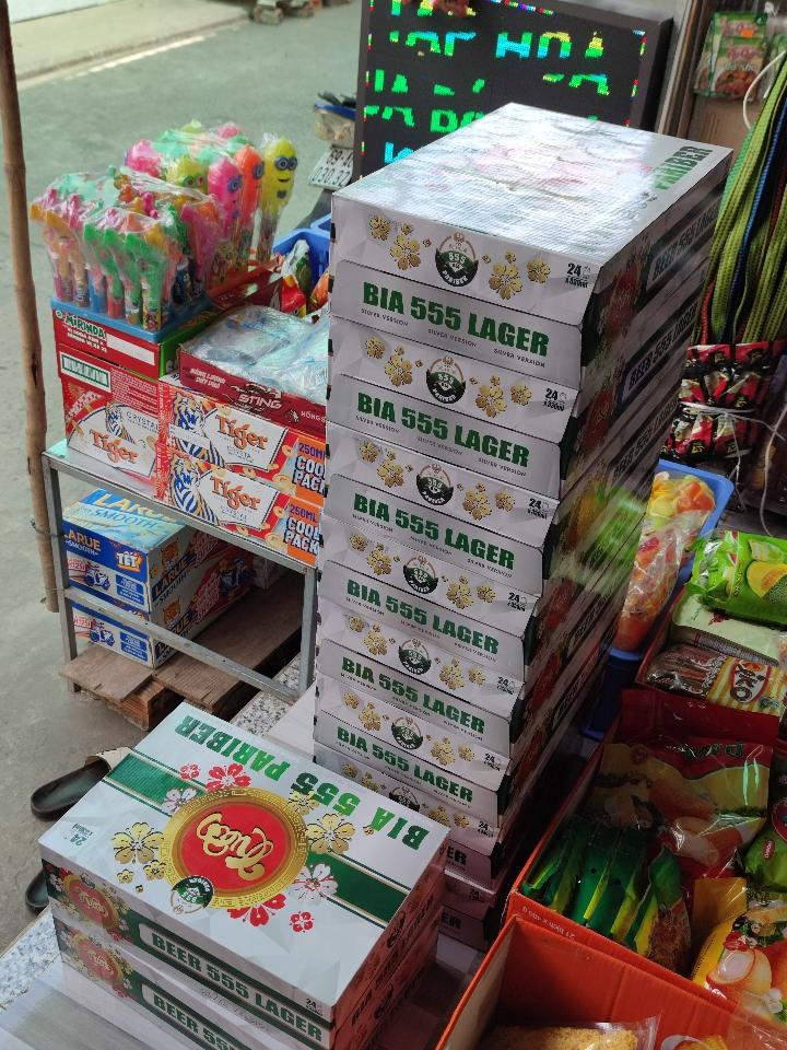 Bia 555 bạc-duoc-ban-tai-Hiệu buôn: ĐANG TẠP HOÁ