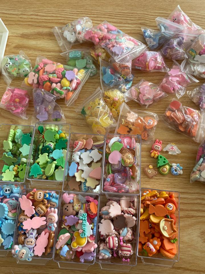 Charm nhỏ/ charm chữ-duoc-ban-tai-Pity shop 2