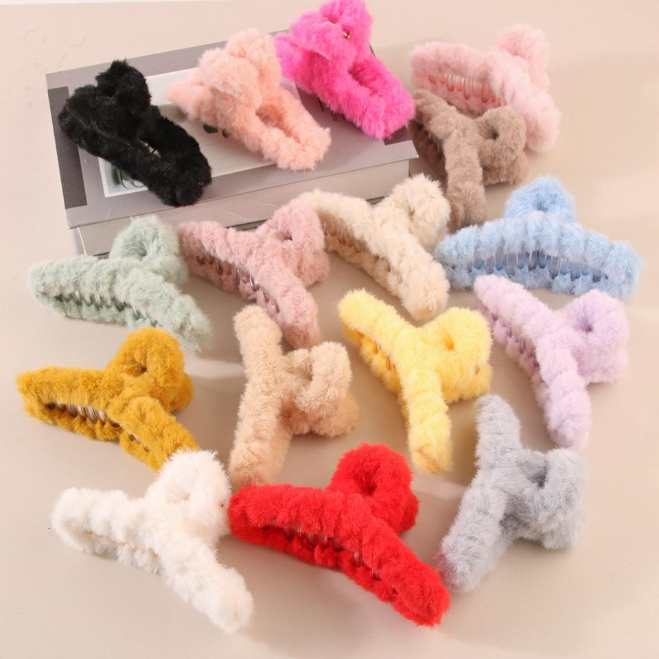 Kẹp tóc bông xù-duoc-ban-tai-Pity shop 2