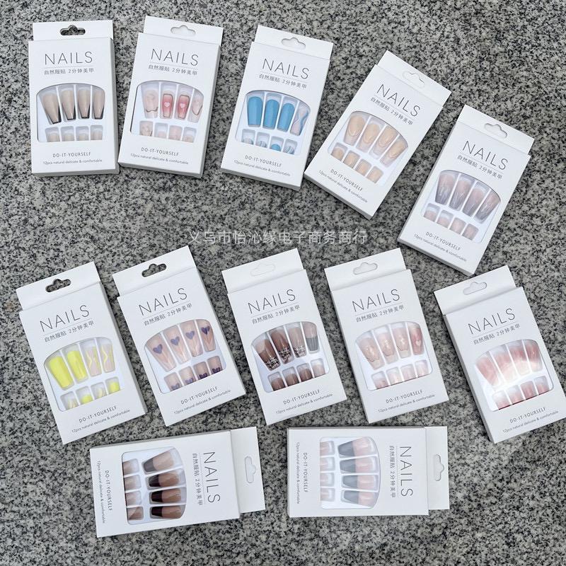 Hộp nails móng giả đính charm-duoc-ban-tai-Pity shop 2