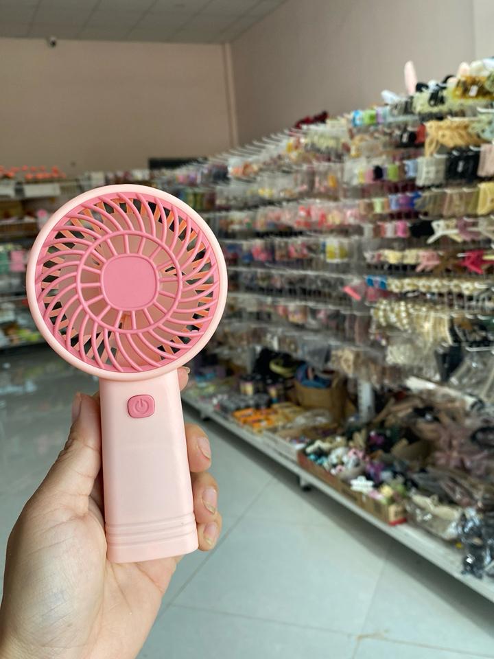 Quạt điện cầm tay-duoc-ban-tai-Pity shop 2