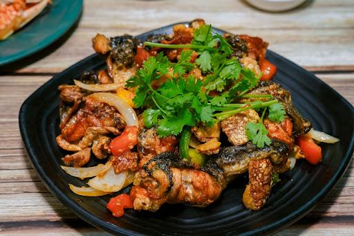 Ếch chiên nước mắm-duoc-ban-tai-Hồ Câu Cá Giải Trí 3 Đô