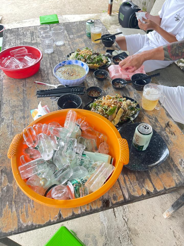 Gà cháo gỏi-duoc-ban-tai-Hồ Câu Cá Giải Trí 3 Đô