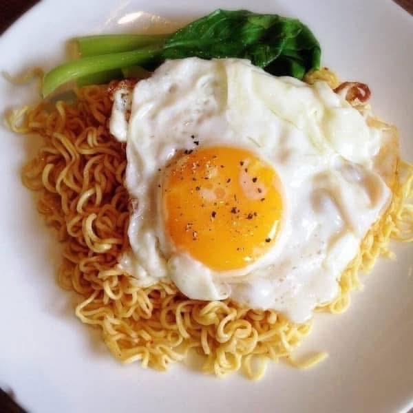 Mì xào trứng-duoc-ban-tai-Hồ Câu Cá Giải Trí 3 Đô