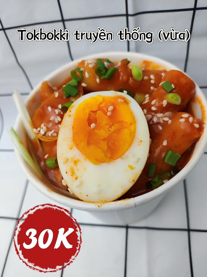 Tokbokki truyền thống vừa-duoc-ban-tai-Tteokbokki Qlinh