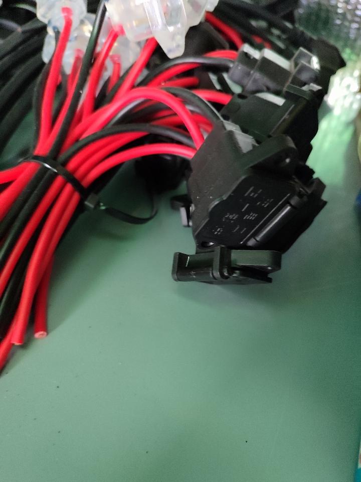 Tẩu nguồn cái có nắp - tẩu sạc cái có nắp-duoc-ban-tai-Xe điện Nhã Anh 3