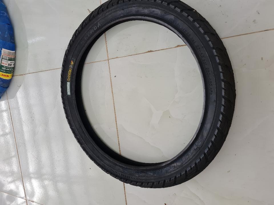 Vỏ xe 18 x 2.125 Kenda - lốp xe-duoc-ban-tai-Xe điện Nhã Anh 3