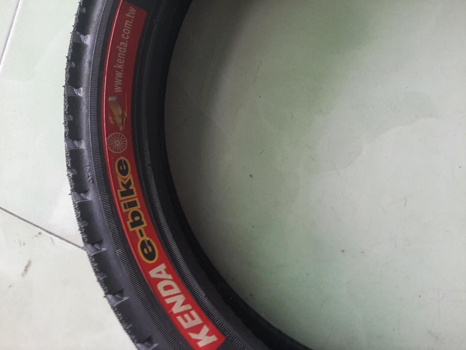 vỏ xe 16×250 kenda-duoc-ban-tai-Xe điện Nhã Anh 3