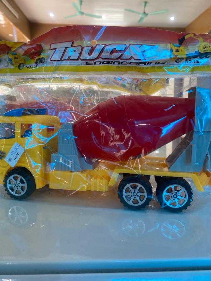 Xe trộn bê tông-duoc-ban-tai-Nhà Hàng 486