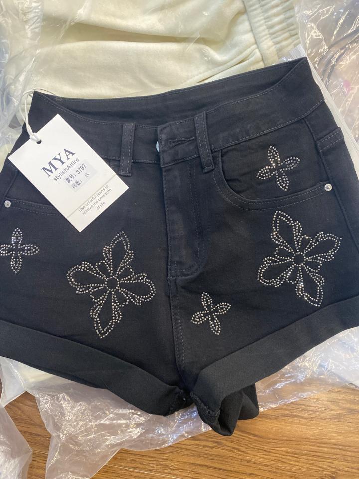 Quần short lv -duoc-ban-tai-Mẫn Mẫn Shop- Đỗ Quang Thiều Sotre
