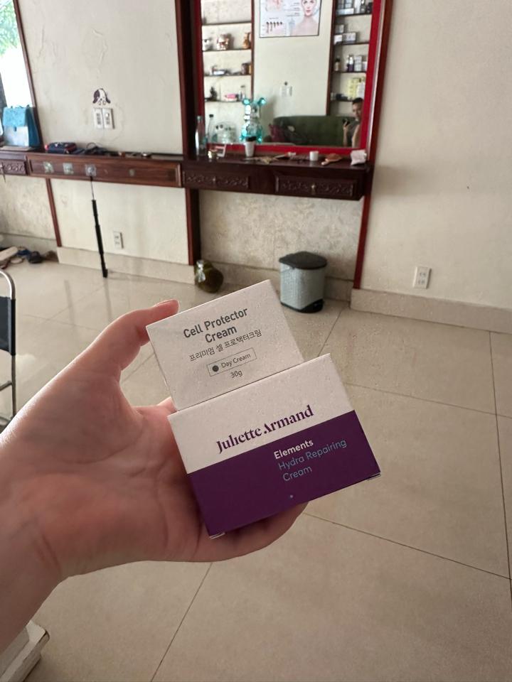 hydra repairing cream -duoc-ban-tai-Nguyễn hải yến