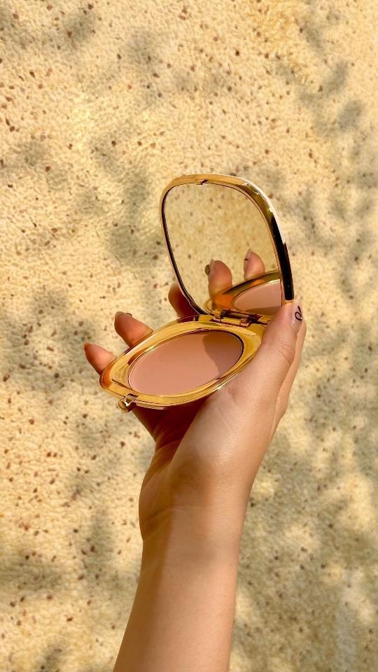 PHẤN MÁ HỒNG M.O.I PHIÊN BẢN MÙA LỄ HỘI-duoc-ban-tai-Hương Linh's Cosmetics