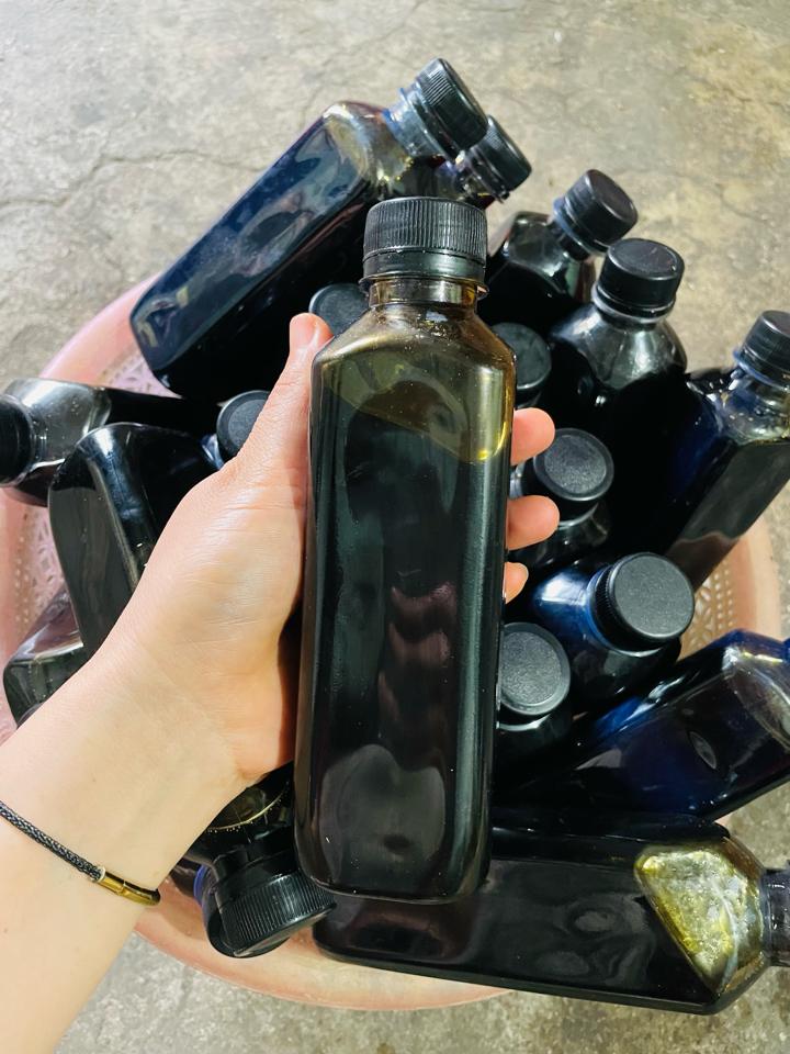 Nước màu dừa-duoc-ban-tai-Nông sản Xanh