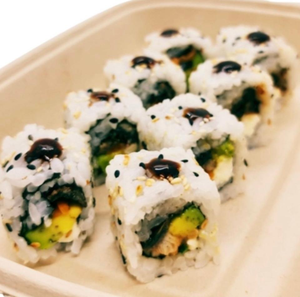 Unagi Goma Maki[Eel Roll w Sesame Seeds] Sushi cuộn Lươn lăn mè -duoc-ban-tai-Furin sushi