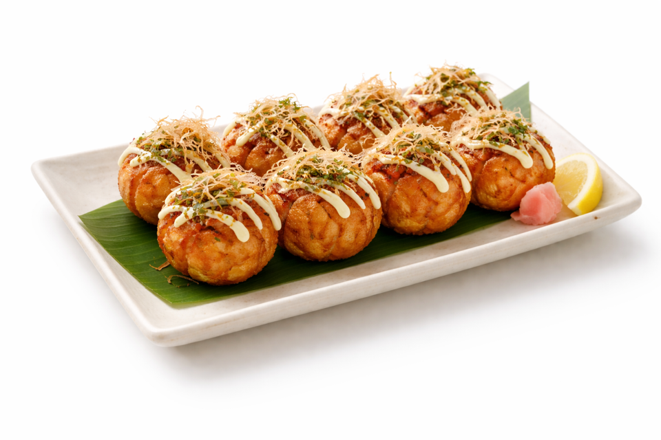 Takoyaki [Grilled Octopus cake] bánh bạch tuộc 8pcs-duoc-ban-tai-Furin sushi