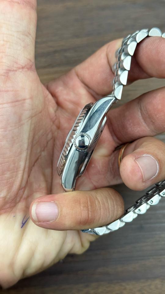Seikomod DateJust đen la mã-duoc-ban-tai-NGUYÊN độ đồng hồ (seikomod)