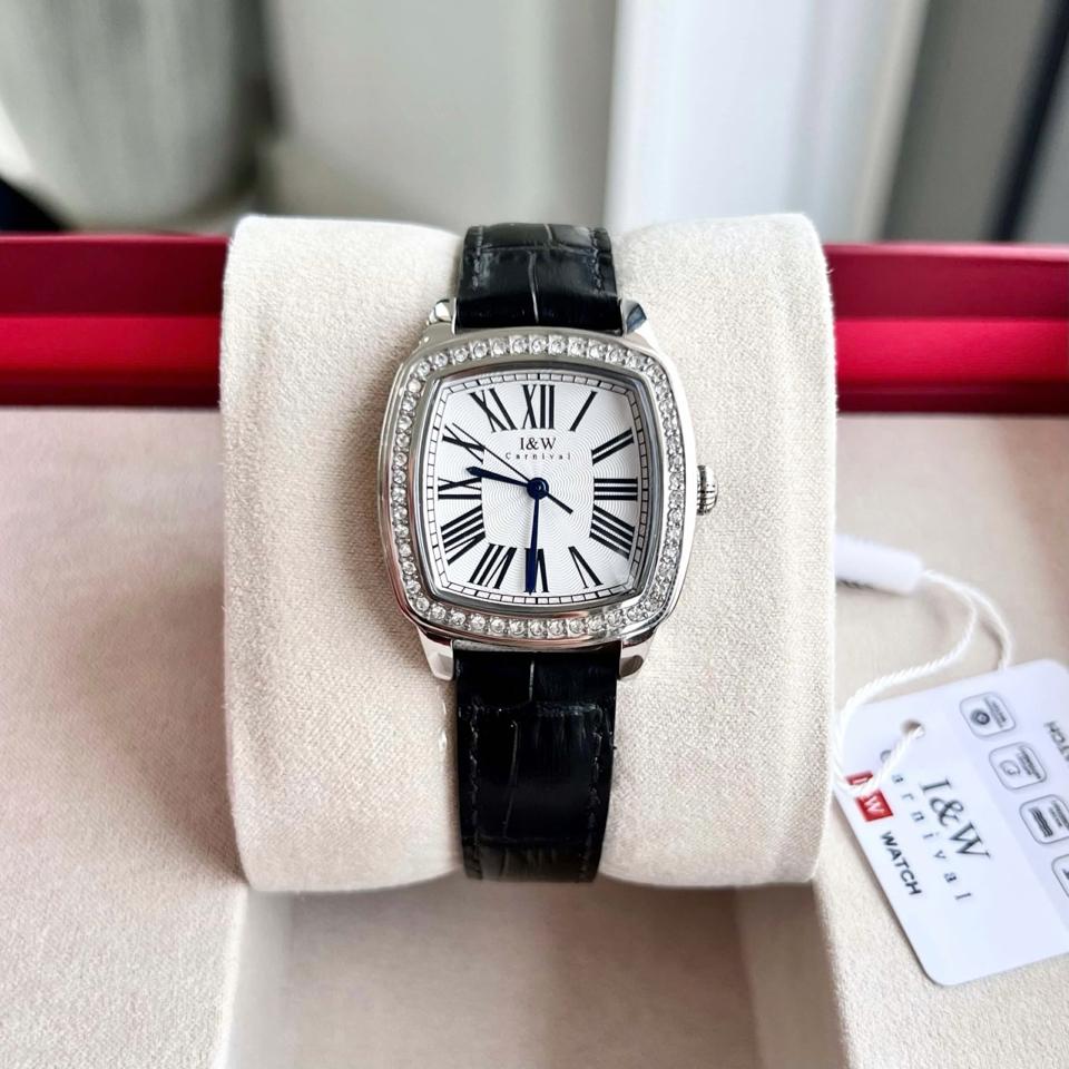 I&W Carnival 637L của nữ-duoc-ban-tai-NGUYÊN độ đồng hồ (seikomod)