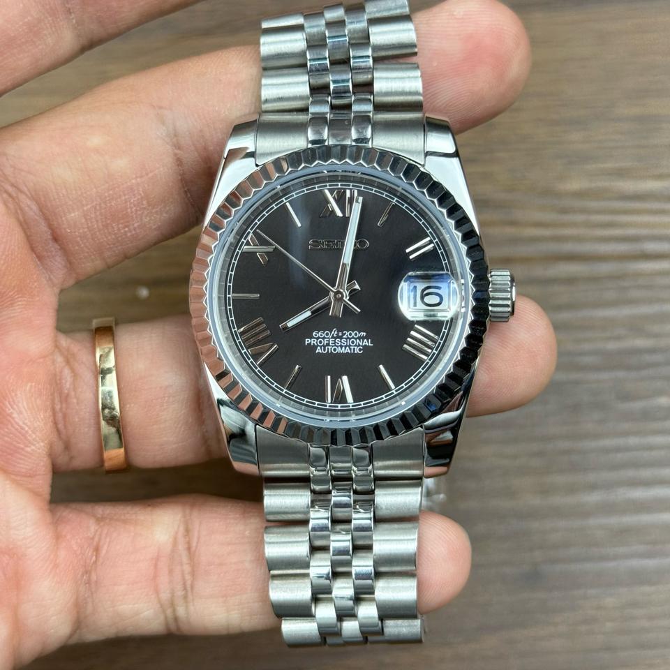 Seikomod DateJust đen la mã-duoc-ban-tai-NGUYÊN độ đồng hồ (seikomod)
