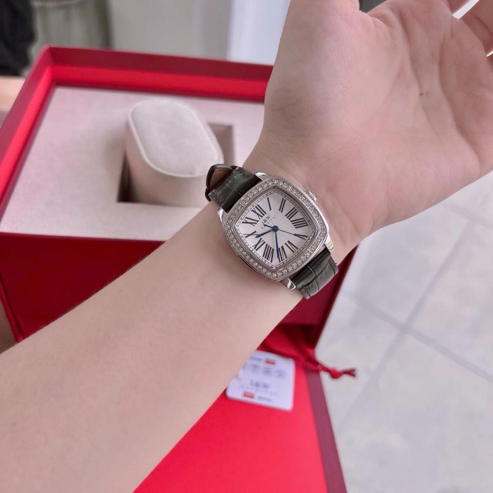 I&W Carnival 637L của nữ-duoc-ban-tai-NGUYÊN độ đồng hồ (seikomod)