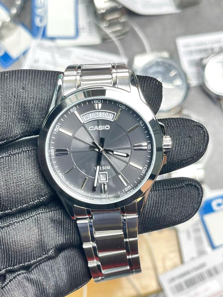 CASIO MTP - 1381D-8AVDF 38x46mm-duoc-ban-tai-NGUYÊN độ đồng hồ
