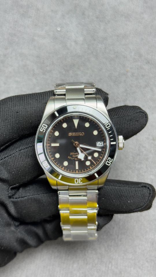 Seikomod Tudor 39mm niềng đen-duoc-ban-tai-NGUYÊN độ đồng hồ