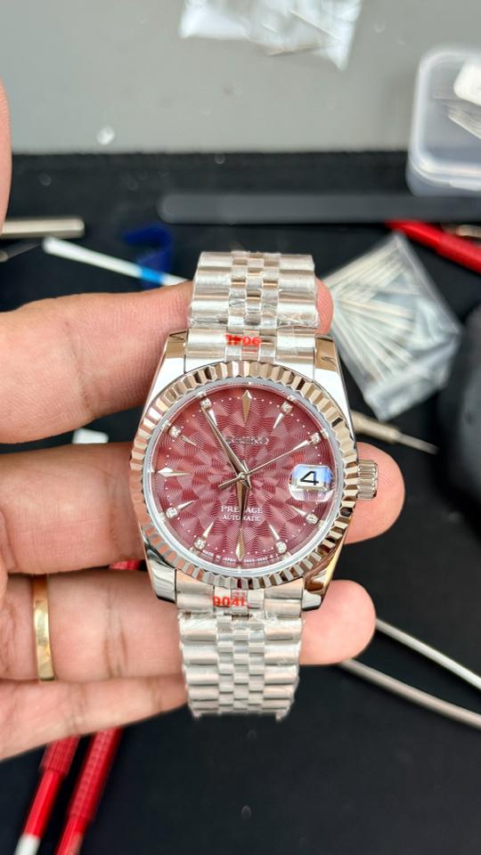 Seikomod DateJust dây 2 khúc v3 đời mới mặt đỏ mận-duoc-ban-tai-NGUYÊN độ đồng hồ