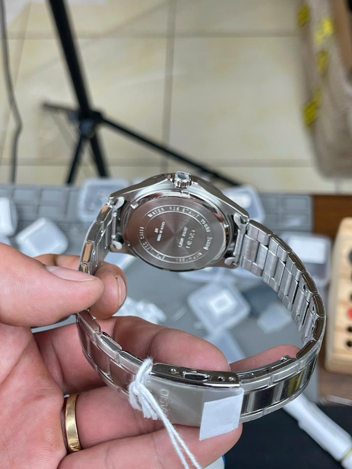 CASIO MTP-1384D-1AVDF-40mm mặt đen -duoc-ban-tai-NGUYÊN độ đồng hồ (seikomod)