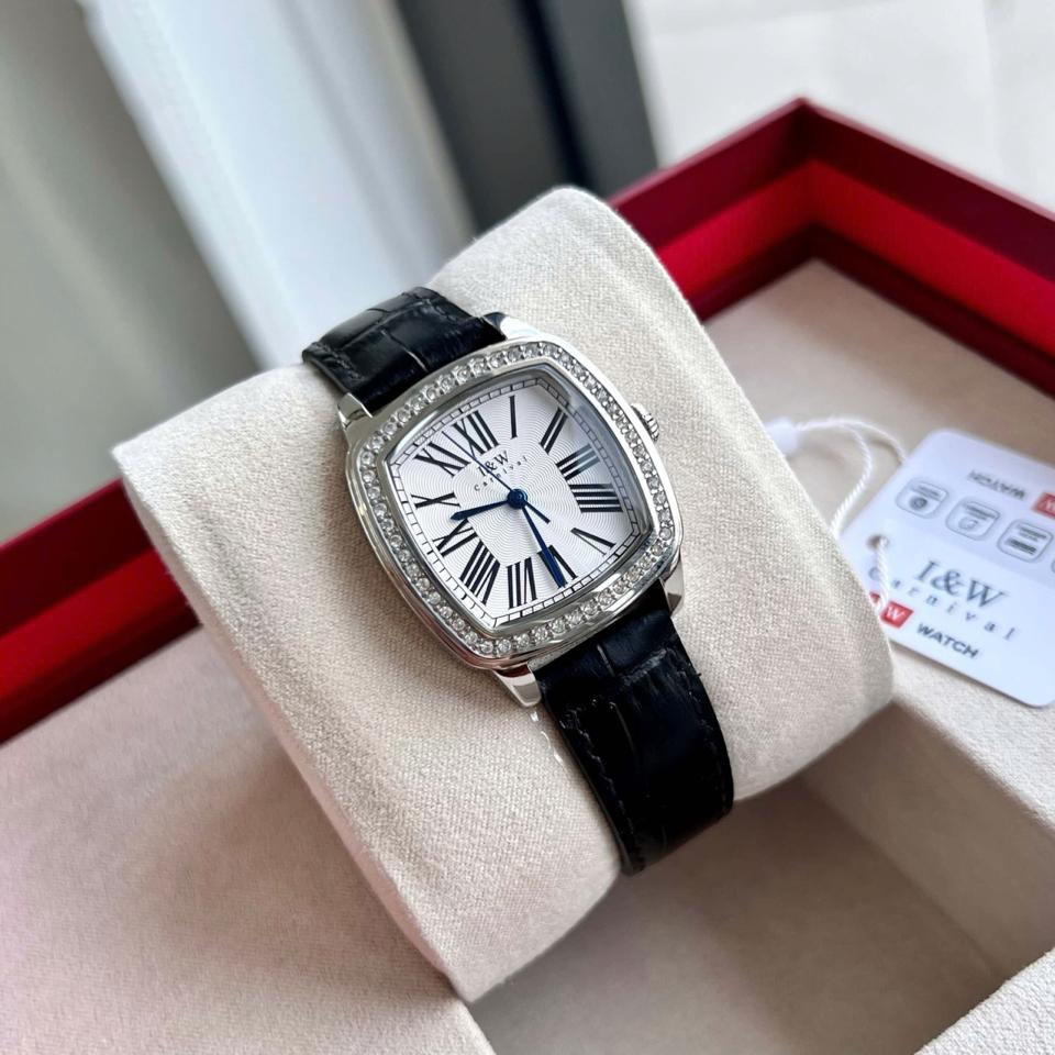 I&W Carnival 637L của nữ-duoc-ban-tai-NGUYÊN độ đồng hồ (seikomod)