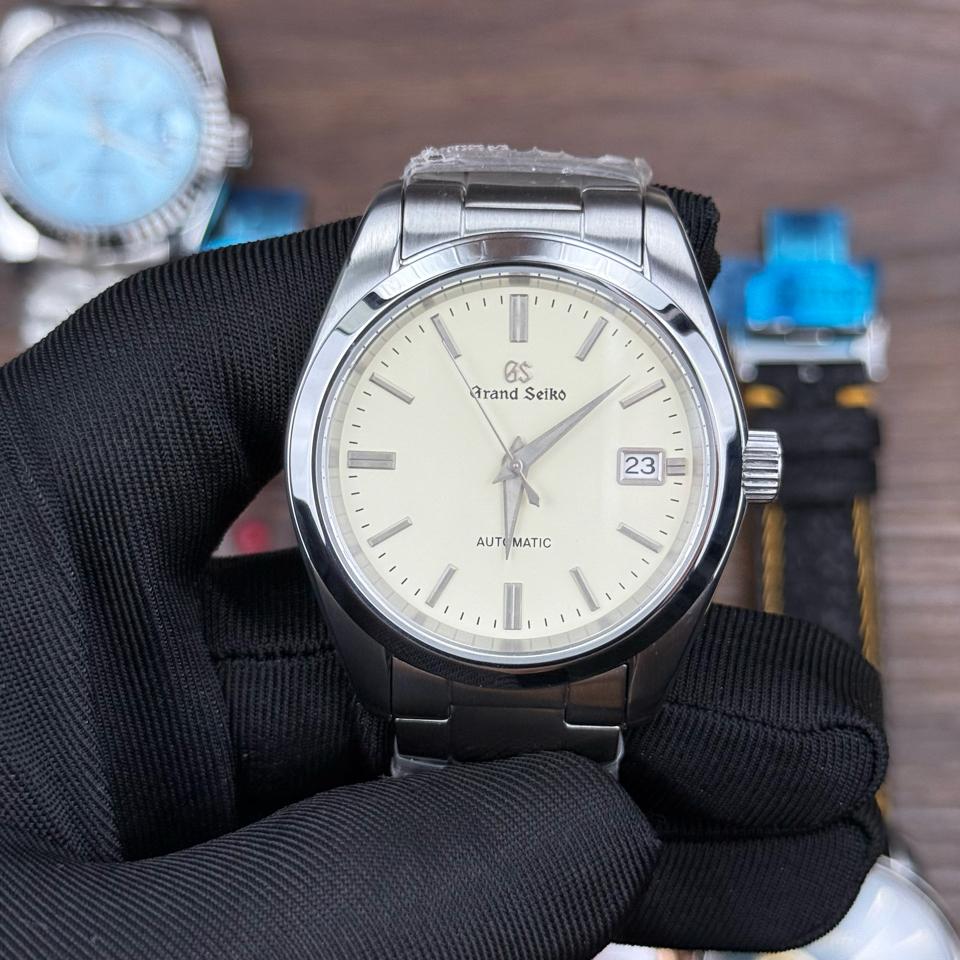 Seikomod GS 38mm trắng ngà-duoc-ban-tai-NGUYÊN độ đồng hồ (seikomod)