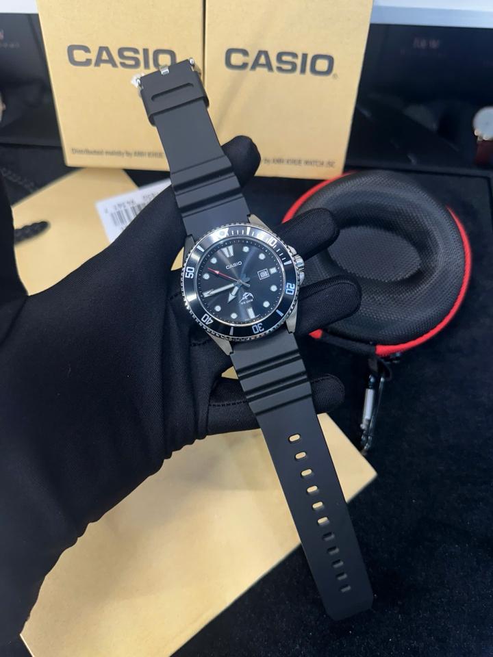 CASIO MDV-106D-42mm dây cao su-duoc-ban-tai-NGUYÊN độ đồng hồ (seikomod)