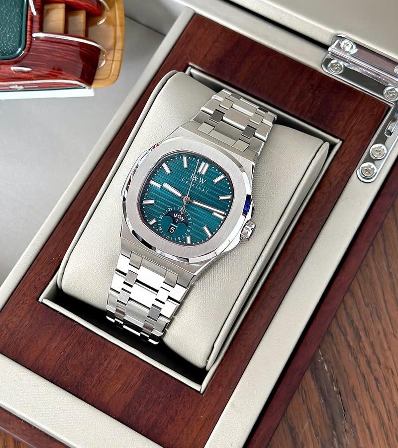 I&W Carnival IW735G xanh lá-duoc-ban-tai-NGUYÊN độ đồng hồ (seikomod)