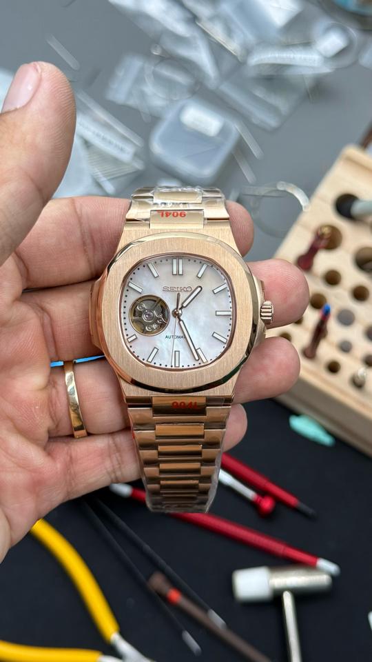 Seikomod Nautilus xà cừ trắng rose-duoc-ban-tai-NGUYÊN độ đồng hồ (seikomod)