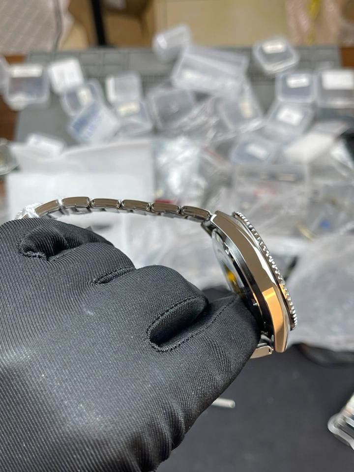 CASIO MDV-107D-1A2VDF 42mm-duoc-ban-tai-NGUYÊN độ đồng hồ (seikomod)