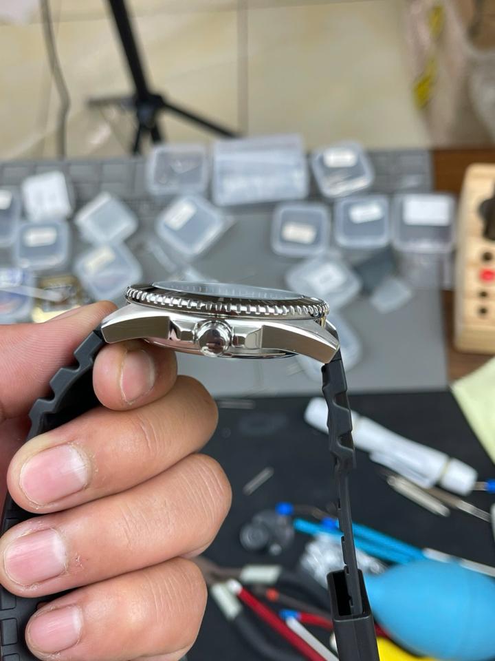 CASIO MDV-106D-42mm dây cao su-duoc-ban-tai-NGUYÊN độ đồng hồ (seikomod)