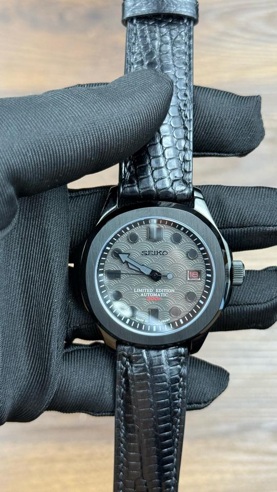 Seikomod Aquanuat 40mm sóng nhật da kì đà lịch đỏ-duoc-ban-tai-NGUYÊN độ đồng hồ (seikomod)