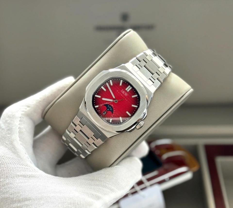 I&W Carnival IW735G đỏ-duoc-ban-tai-NGUYÊN độ đồng hồ (seikomod)