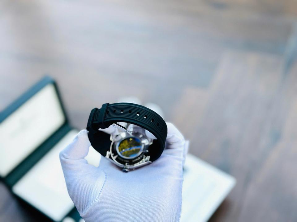 TIỂU HUBLOT I&W  CARNIVAL   IW55851   41mm viền trơn mặt trắng-duoc-ban-tai-NGUYÊN độ đồng hồ (seikomod)