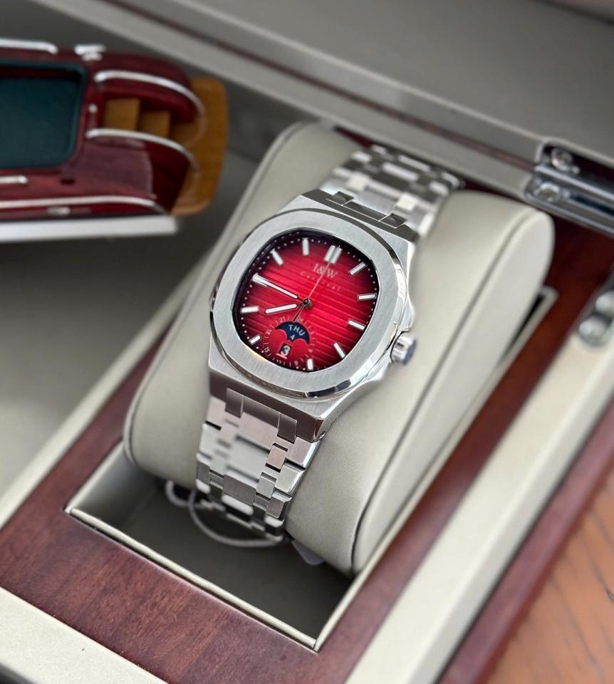 I&W Carnival IW735G đỏ-duoc-ban-tai-NGUYÊN độ đồng hồ (seikomod)