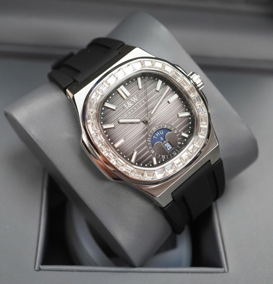 I&W Carnival IW735G mặt xám khói dây cao su-duoc-ban-tai-NGUYÊN độ đồng hồ (seikomod)