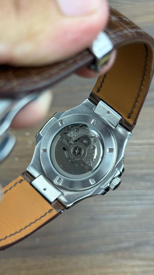 Seikomod Nautilus 39,5mm mặt đỏ-duoc-ban-tai-NGUYÊN độ đồng hồ (seikomod)