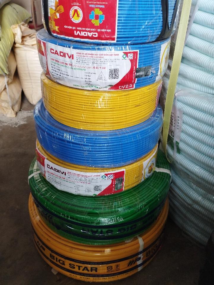 Dây cadivi 2×2.5-duoc-ban-tai-ĐẠI LÝ: NGUYÊN LIÊN chuyên Sơn gạch - vật tư điện nước - điện lạnh - đồ gia dụng - thiết bị vệ sinh cao cấp vv...