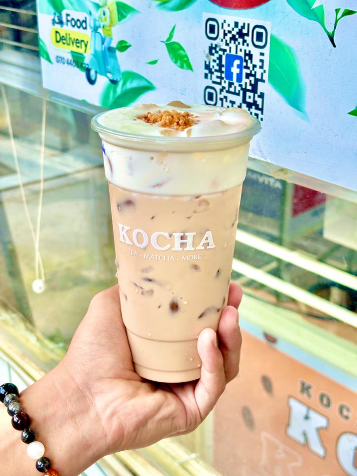 Trà Sữa Kem Dừa Phô Mai-duoc-ban-tai-TIỆM TRÀ KOCHA