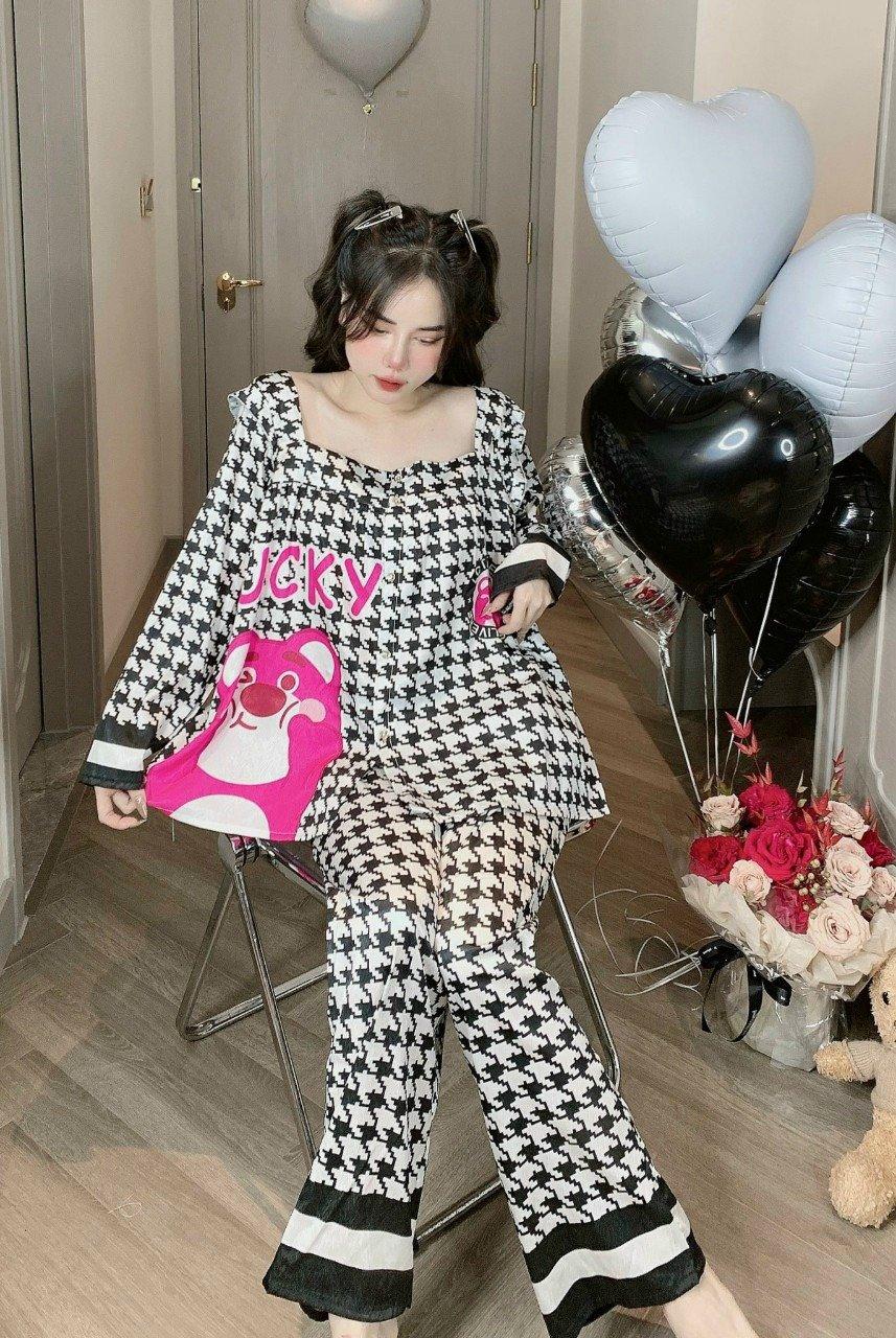 Set pijama lụa xước tiểu thư họa tiết-duoc-ban-tai-Ty Đồ Bộ Bigsize