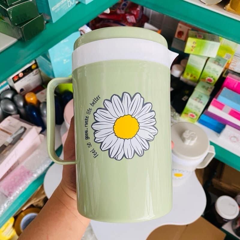 Ca nước đá giữ nhiệt 820ml hình hoa cúc -duoc-ban-tai-BT Mart - Siêu thị dành cho Người bận rộn
