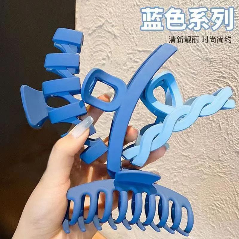 Set 8 kẹp tóc càng cua -duoc-ban-tai-BT Mart - Siêu thị dành cho Người bận rộn