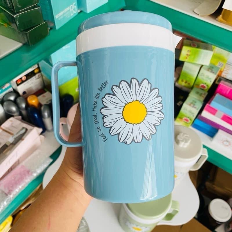 Ca nước đá giữ nhiệt 820ml hình hoa cúc -duoc-ban-tai-BT Mart - Siêu thị dành cho Người bận rộn