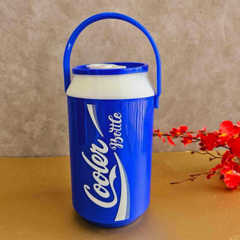 Bình đá giữ lạnh mini hình lon nước ngọt 1,5 lít-duoc-ban-tai-BT Mart - Siêu thị dành cho Người bận rộn