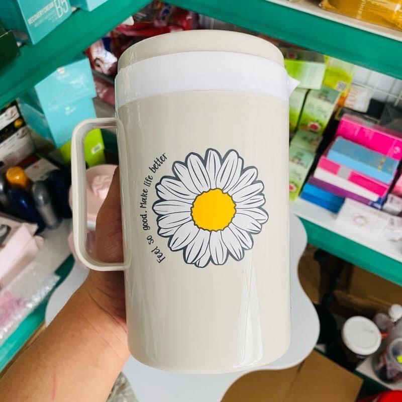 Ca nước đá giữ nhiệt 820ml hình hoa cúc -duoc-ban-tai-BT Mart - Siêu thị dành cho Người bận rộn