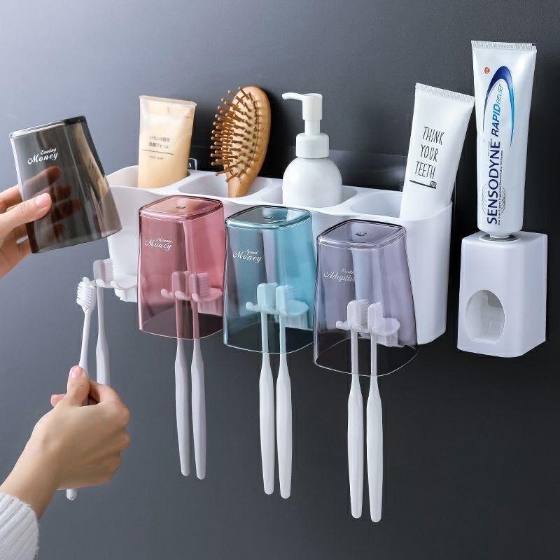Giá treo bàn chải đánh răng kèm 4 cốc và nặn kem-duoc-ban-tai-BT Mart - Siêu thị dành cho Người bận rộn