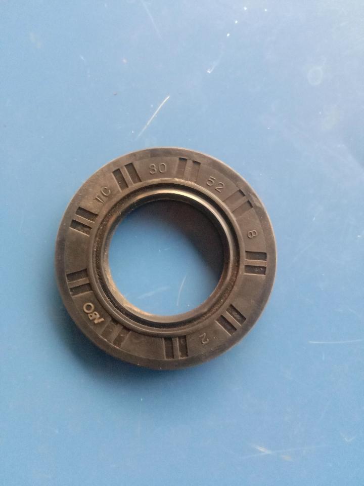 Phớt khoan nằm chắc 09500-30528-duoc-ban-tai-KUBOTA 28